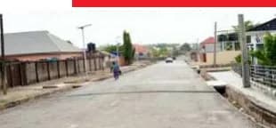 The residential area by and behind Mobile Police Quarters, Tunga by Federal Prison, turned into a mini G.R.A.